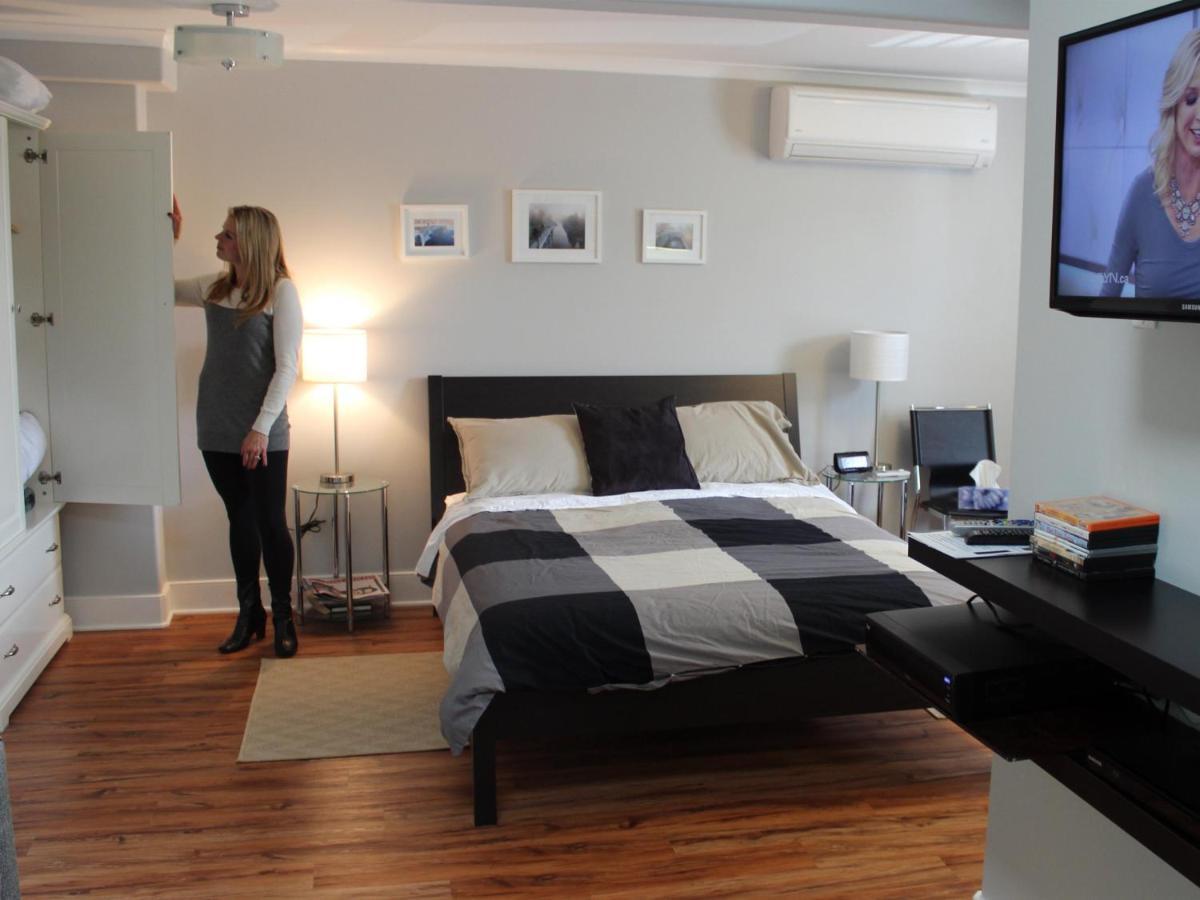 Merrickville Guest Suites Room photo